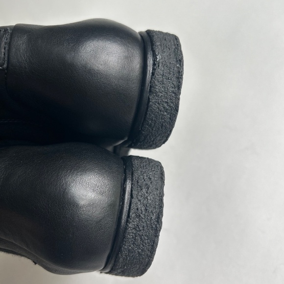 Men’s Vince Black Genuine Leather Rubber Outsole Chelsea Boots size 8.5 main image 5